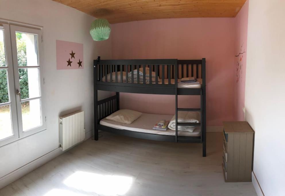 Maison Vendeenne A 5 Min Du Bord De Mer Saint-Hilaire-la-Forêt エクステリア 写真
